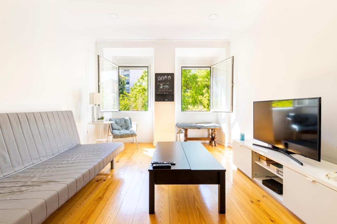 Comfy 3 Bedroom Campo De Ourique Lisbon